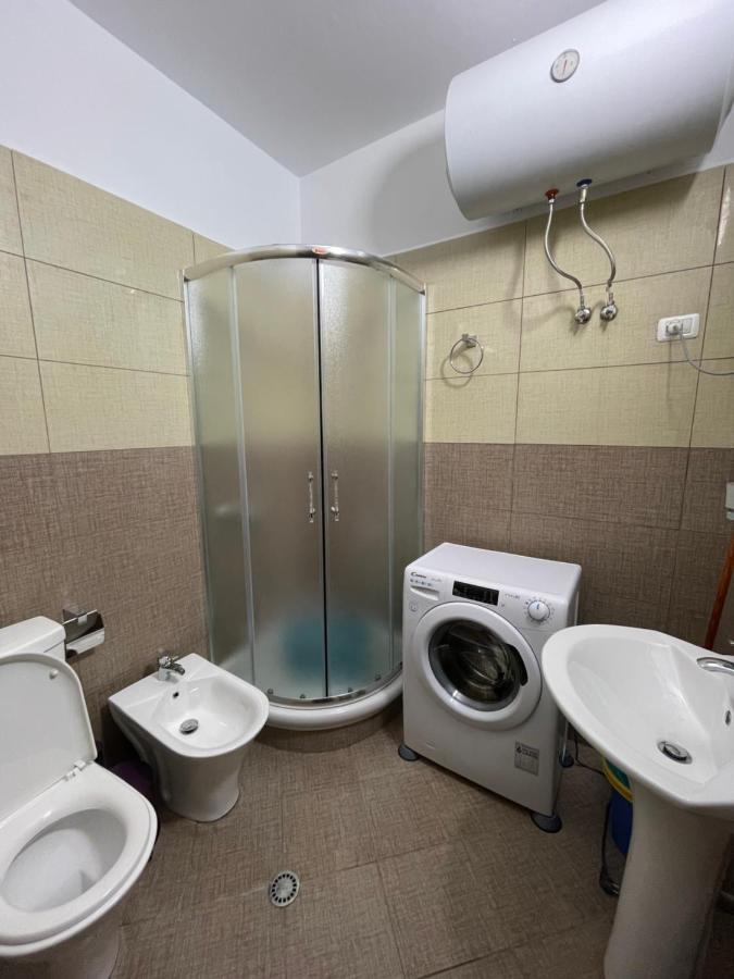 Amaris Apartments Дуррес Экстерьер фото